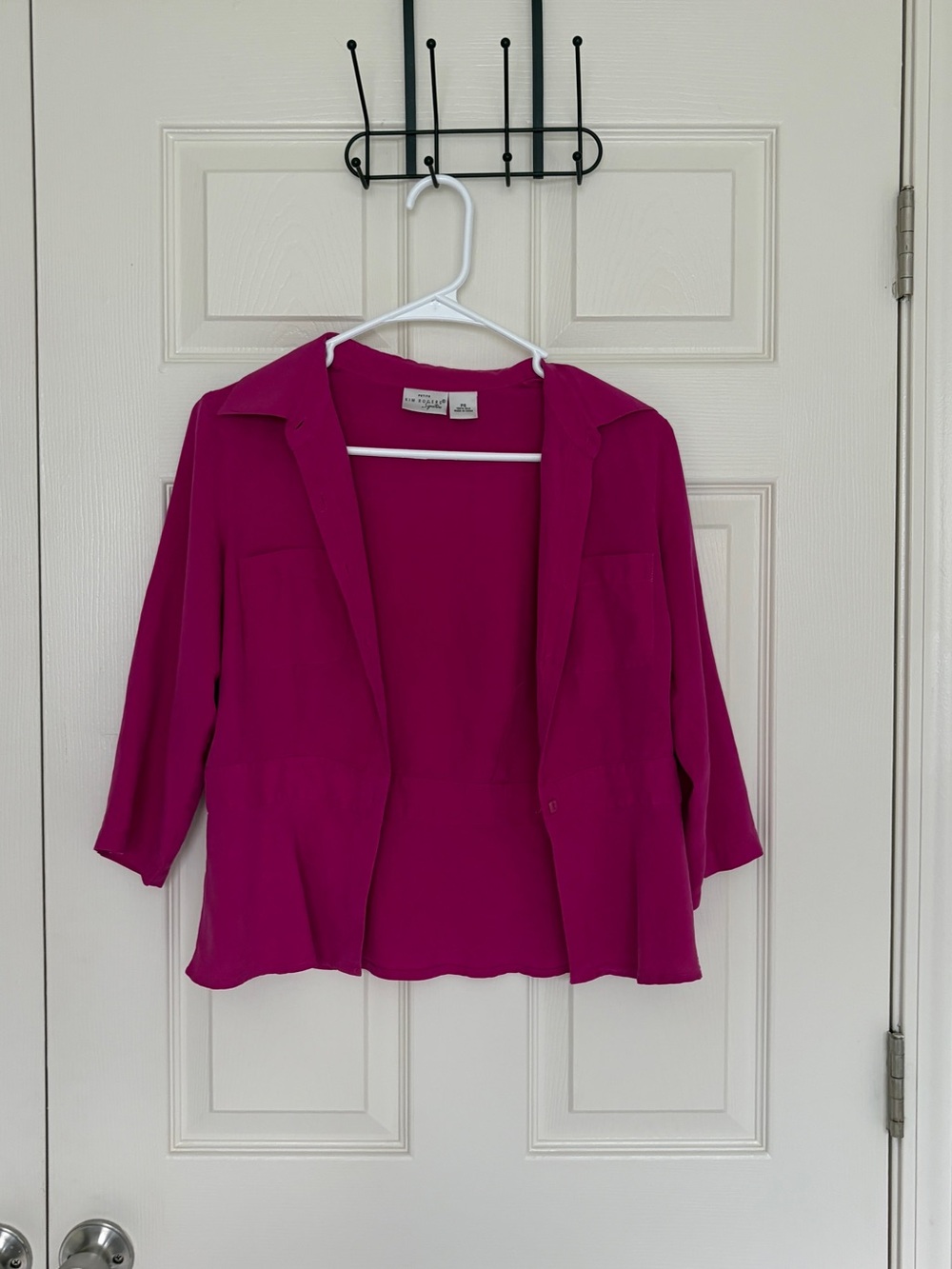 100% silk Women's Blouse in Fuchsia
